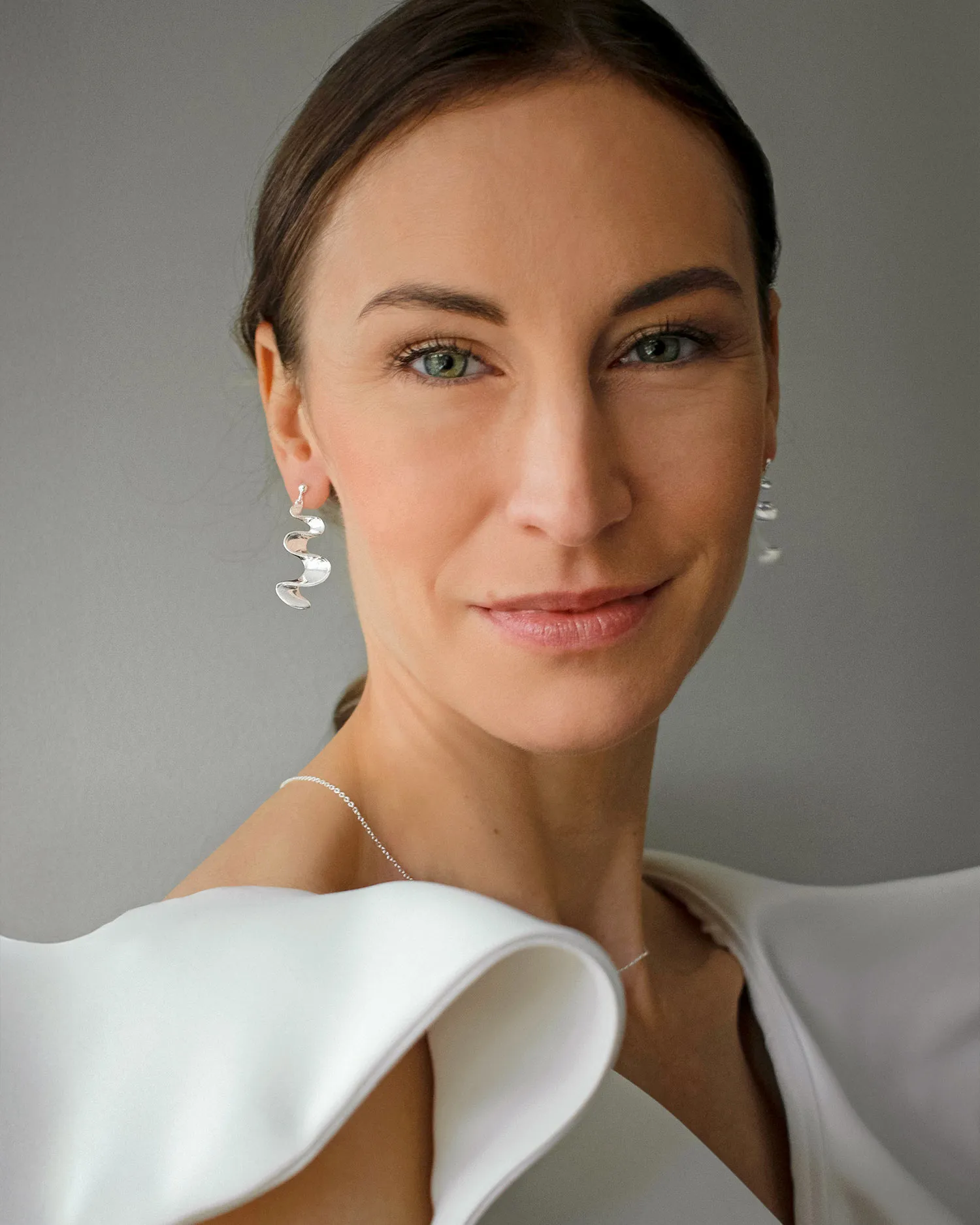 Drakenberg Sjölin Water Flow earrings 03 WFW E2M000 S hos Jarl Sadin
