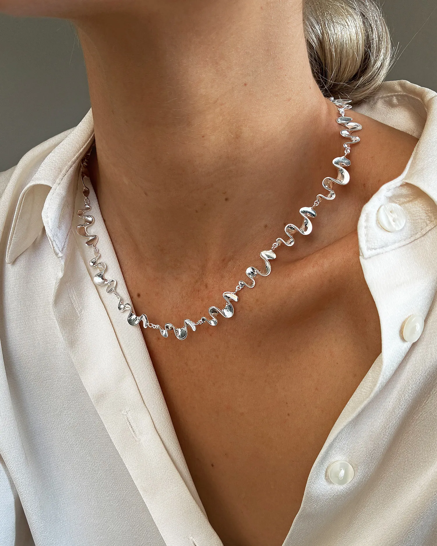 Drakenberg Sjölin Water Flow small full necklace 03 WFW N2S510 S hos Jarl Sadin