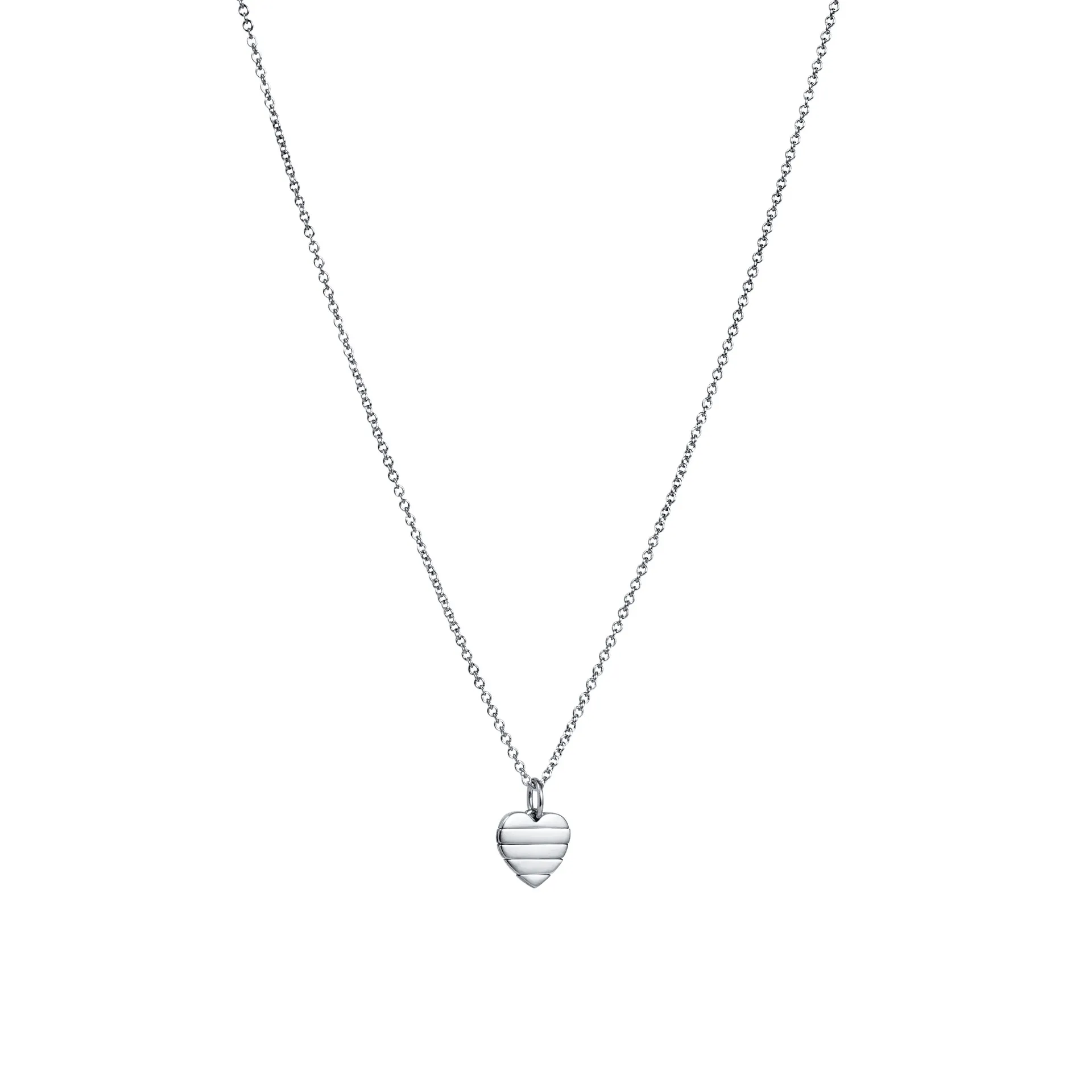 Efva Attling A Piece Of My Heart Pendant 11 100 02388 v2 closed hos Jarl Sandin