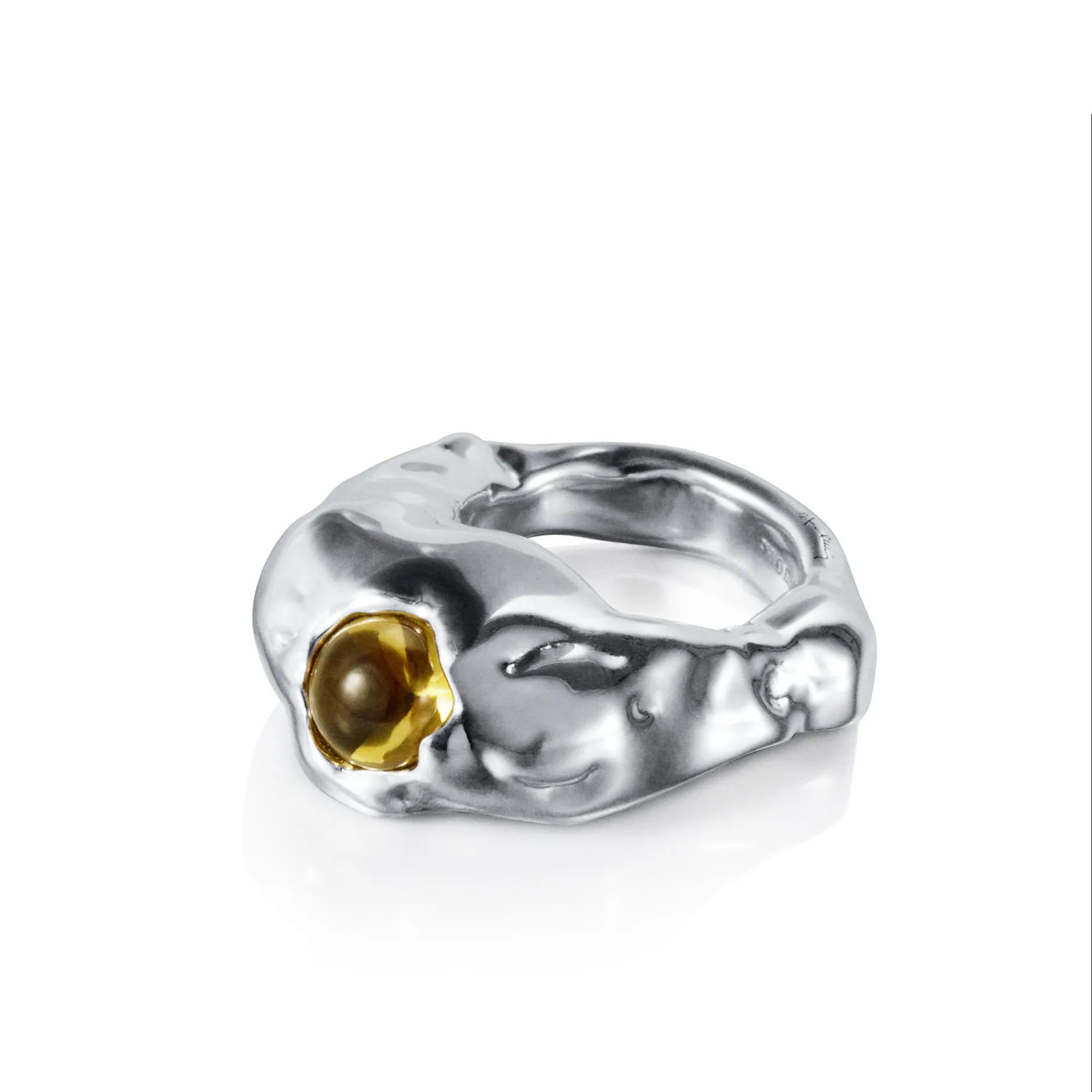 Efva Attling Vulcano Ring   Citrine 13 100 02408 v2 hos Jarl Sandin