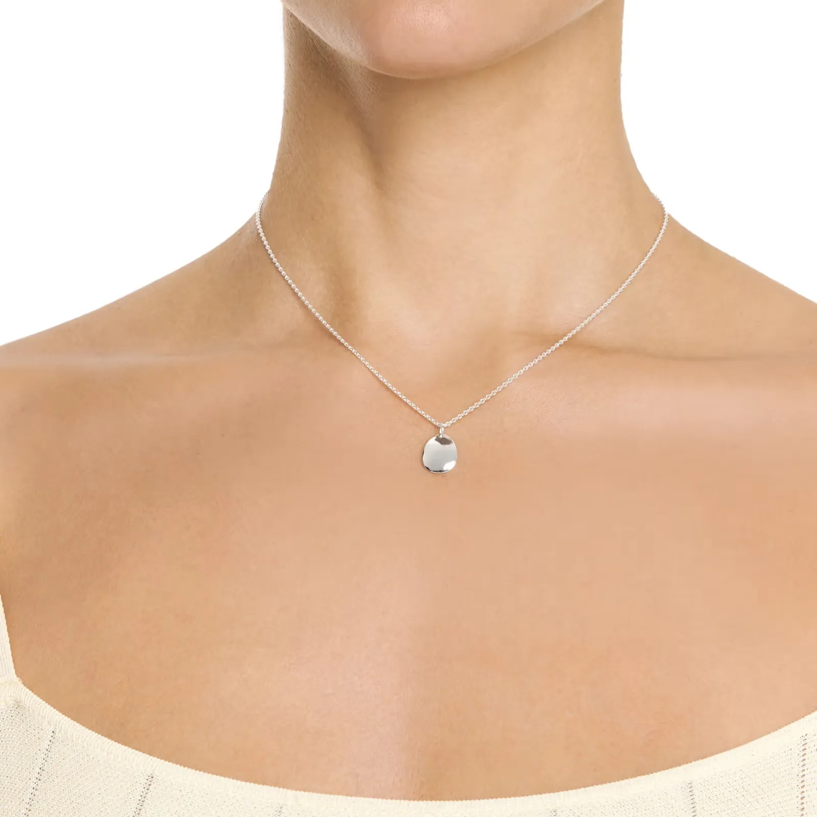 Efva Attling mini rose petal pendant silver efva attling 11 100 02419 2 hos Jarl Sandin
