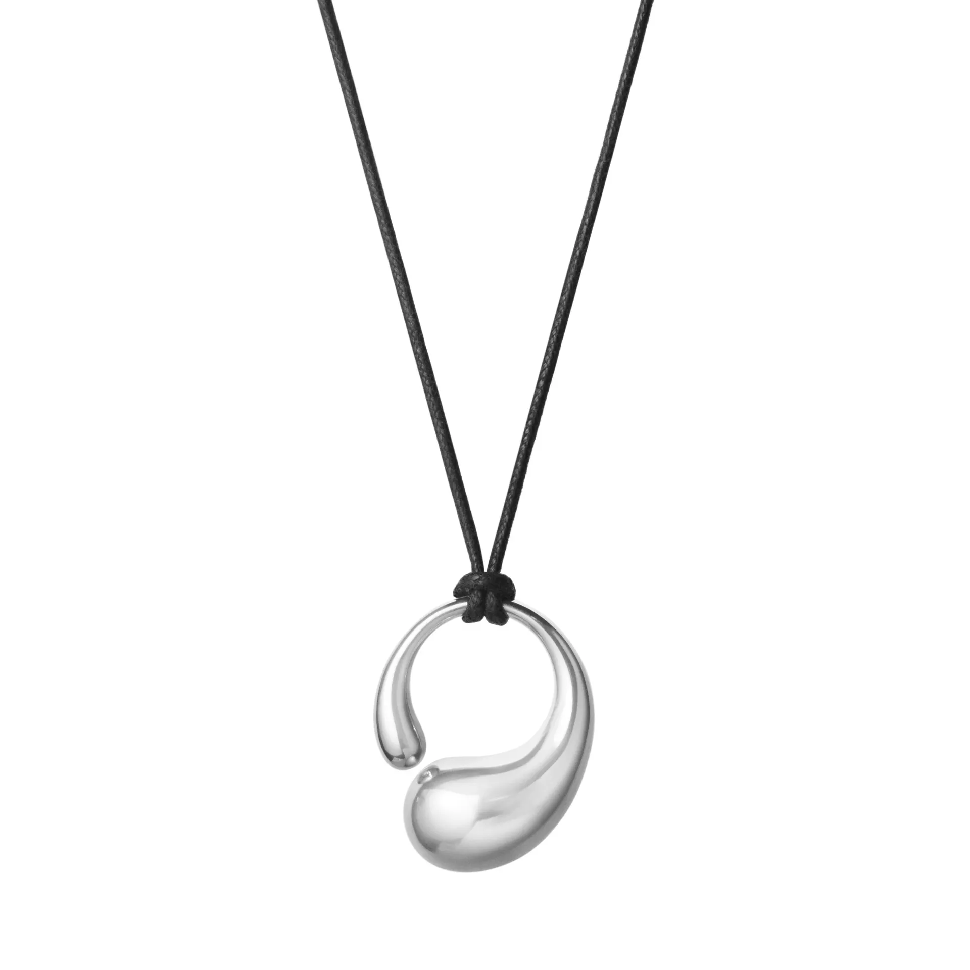 Georg Jensen 20001936 MERCY PENDANT 634I SILVER LARGE ON CORD hos Jarl Sandin