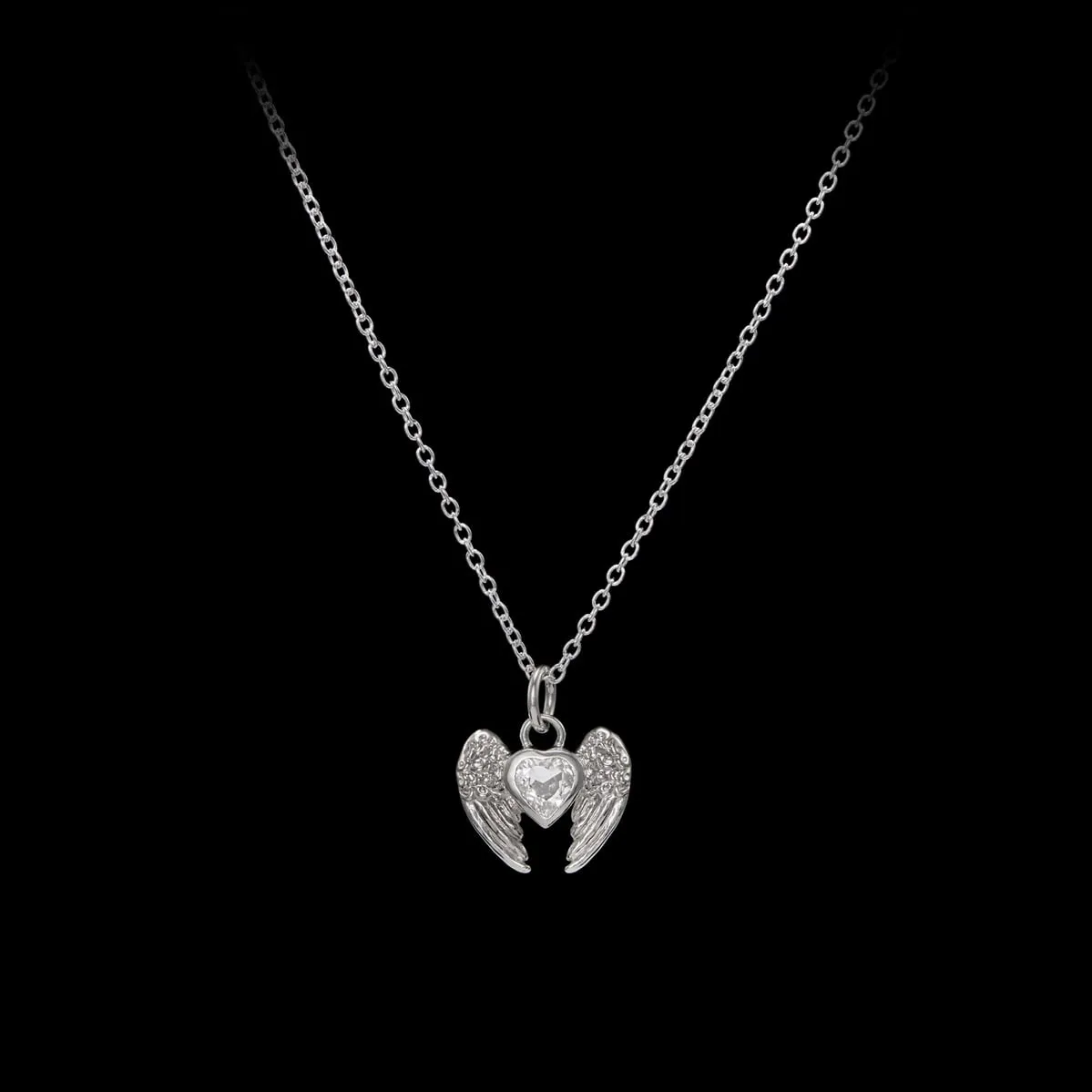 Maria Nilsdotter Maria Nilsdotter GT 02 NEB 52 OS the inspired heart necklace sil 0x1500 hos Jarl Sandin hos Jarl Sandin
