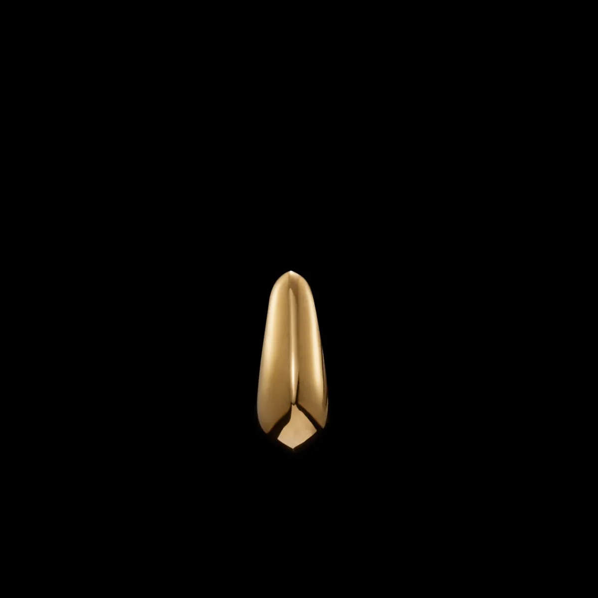 Maria Nilsdotter Maria Nilsdotter GT 18 EAC 00 OS chunky knife edge hoop 17mm gps 0x1500 hos Jarl Sandin hos Jarl Sandin
