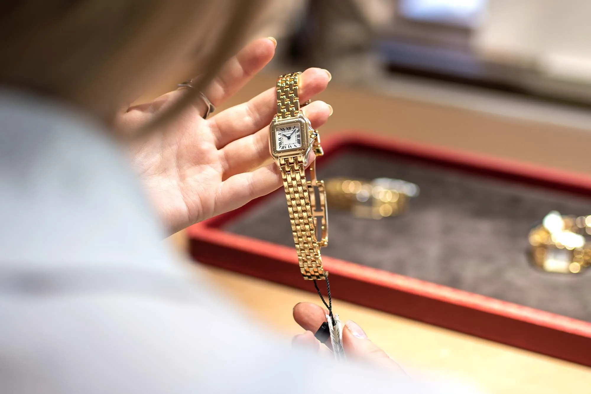 mellan_bild_academy_dam_klockor_01-1