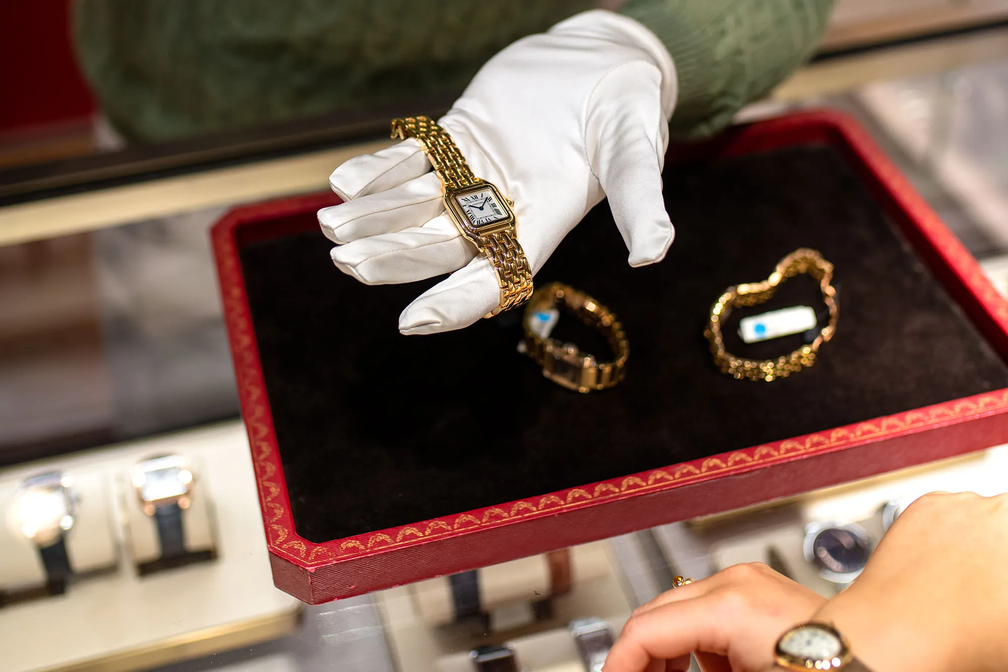 mellan_bild_academy_dam_klockor_05