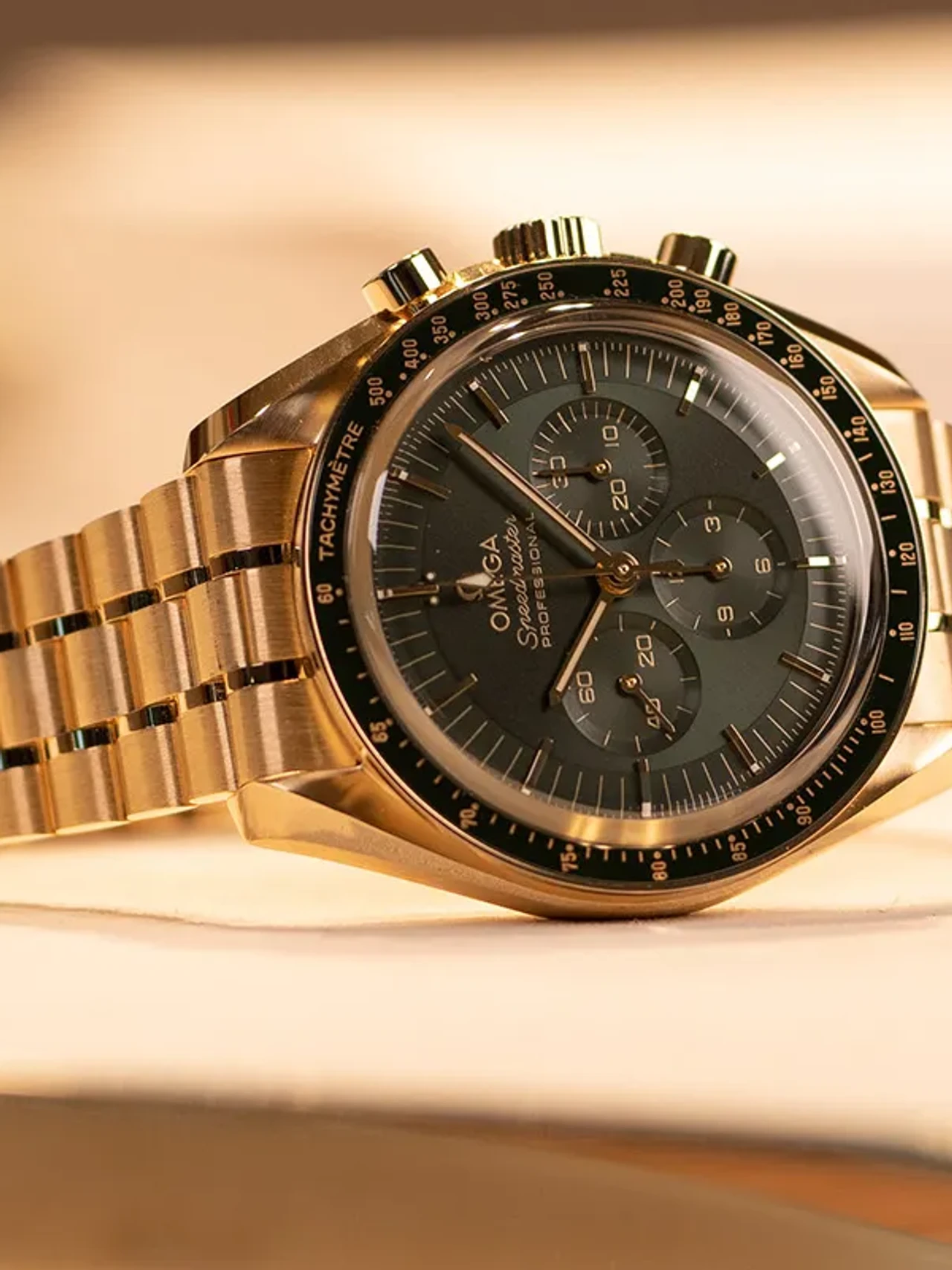 header_academy_omega_01