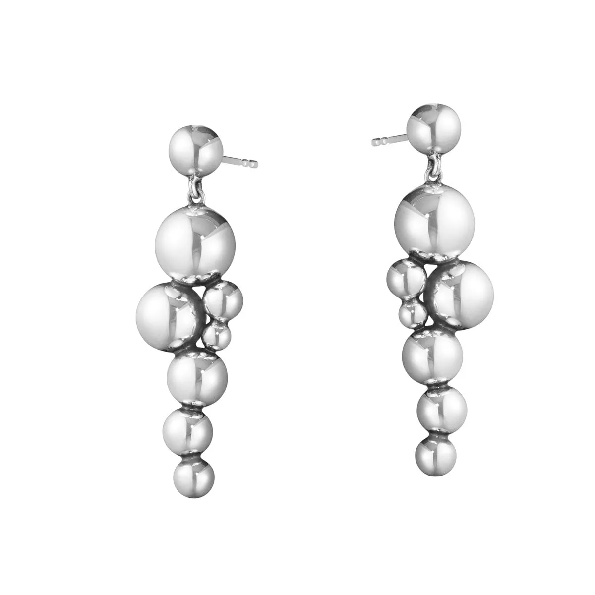 Georg-Jensen-MOONLIGHT-GRAPES-O%CC%88rha%CC%88ngen_10019037_hos-Jarl-Sandin