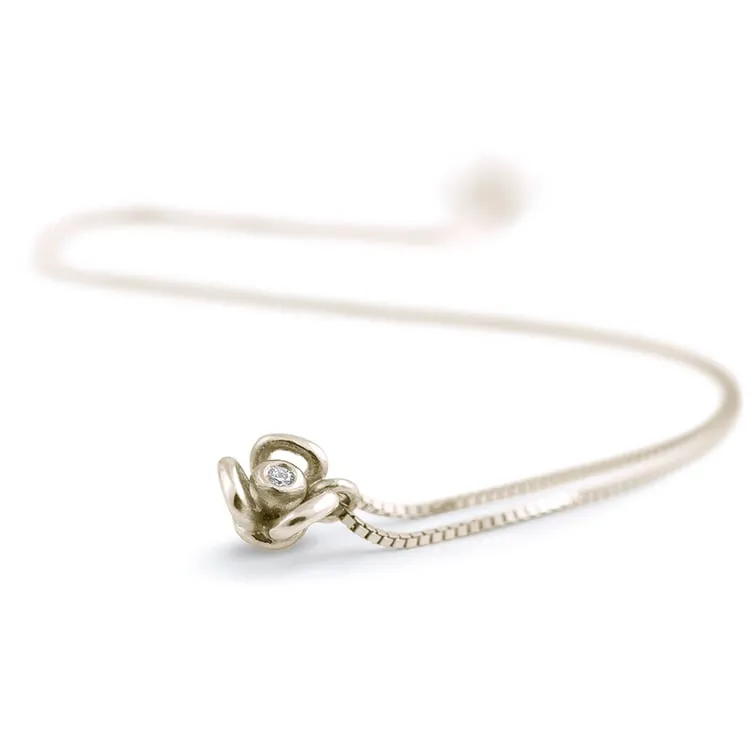 Blossom-ha%CC%88nge-VG-med-liten-dia-JS_121116-13297