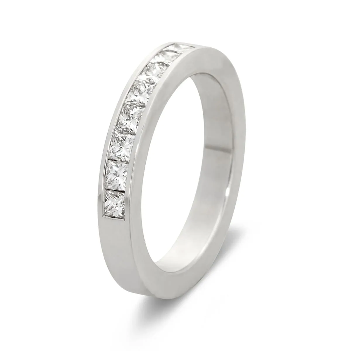Jarl-Sandin-Design-Edge-14-1437-Diamant-Vigselring-Hos-Jarl-Sandin_1102