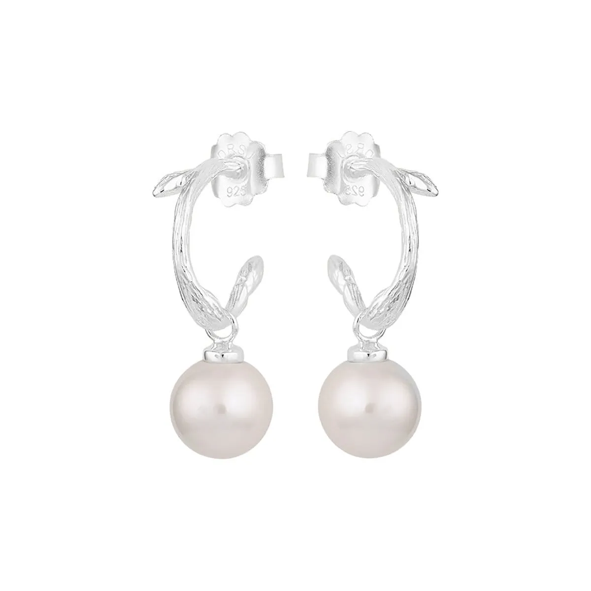 Drakenberg_Sjolin_Branch-pearl-hoops-vit-BAH-E1M200-S_bg_kopiera_hos_Jarl_Sandin
