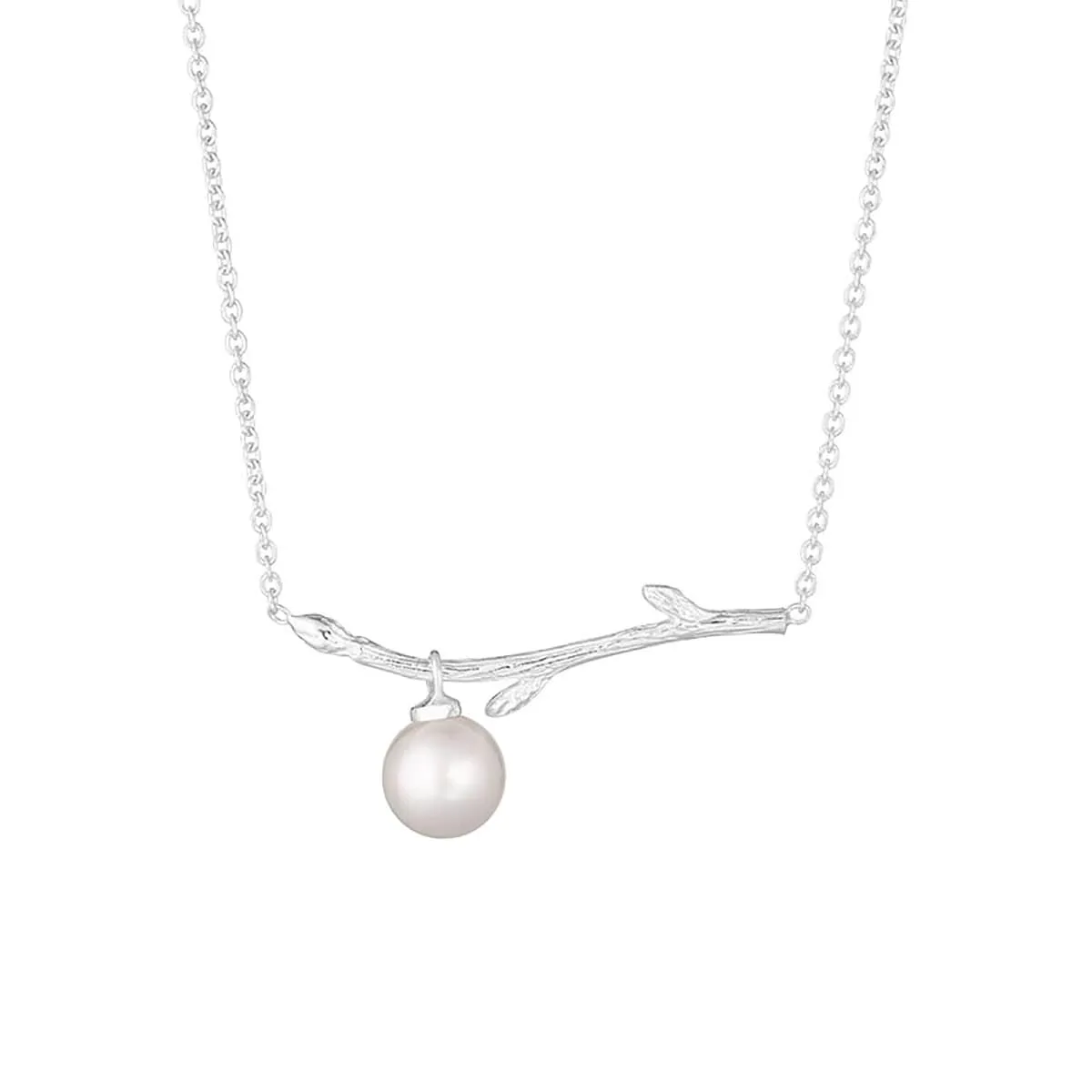 Drakenberg_Sjolin_Branch-pearl-necklace-vit-BAH-N1M2501-S_bg_kopiera_hos_Jarl_Sandin