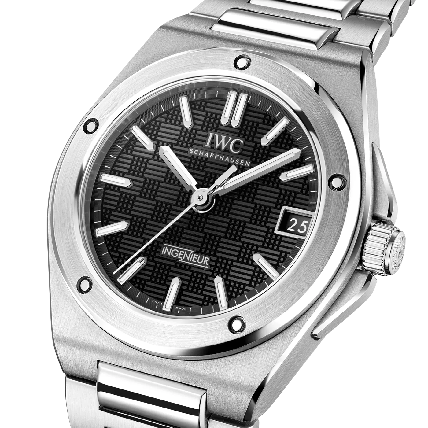 IWC_Ingenieur_Automatic_35_Black_dial_IW324906_2_hos_Jarl_Sandin