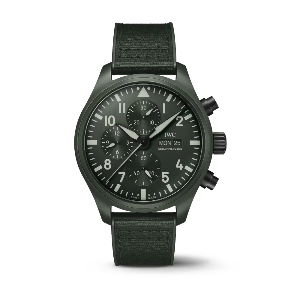 IWC_Pilot_Chronograph_TOP_GUN_Edition_Woodland_IW389106_Hos_Jarl_Sandin_1
