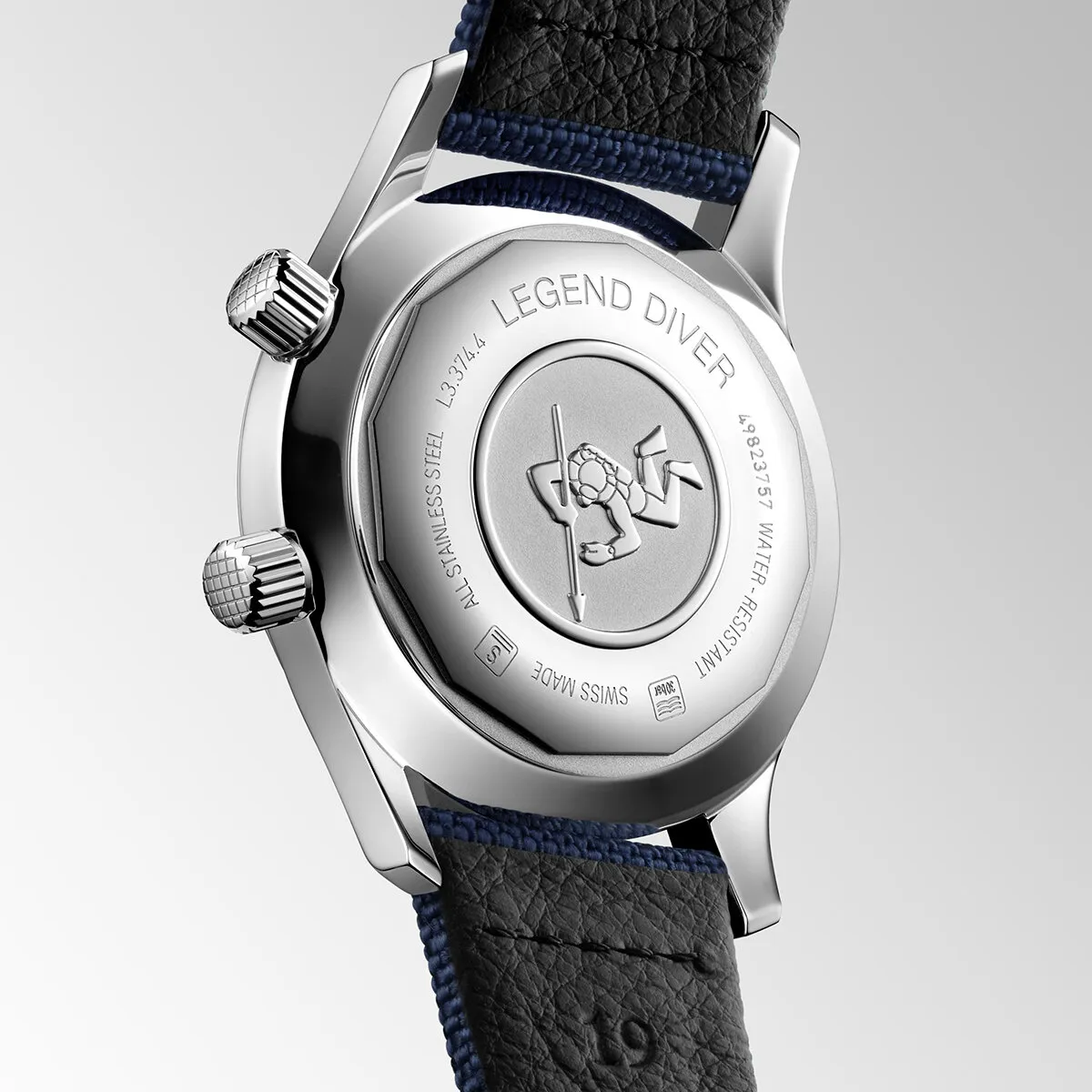 Longines_Legend_Diver_L33744902_BACK_Hos_Jarl_Sandin