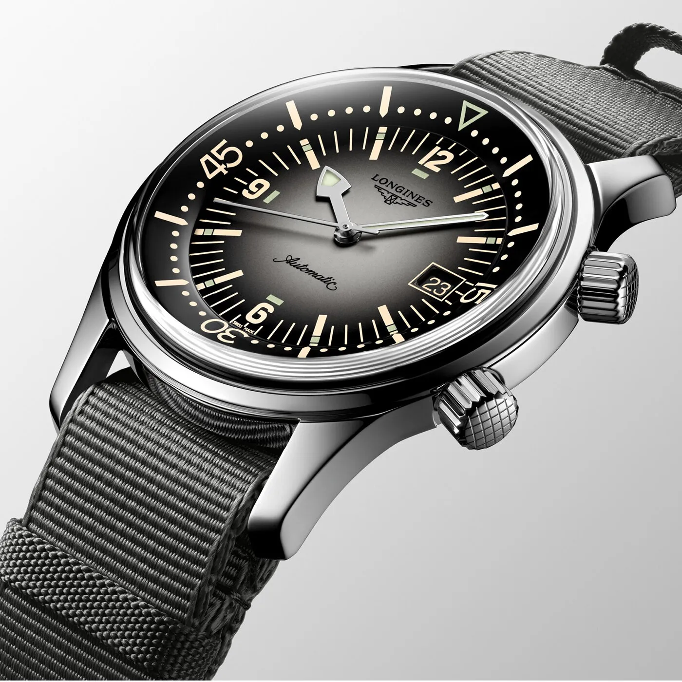 Longines_Legend_Diver_L37744702_2_hos_Jarl_Sandin