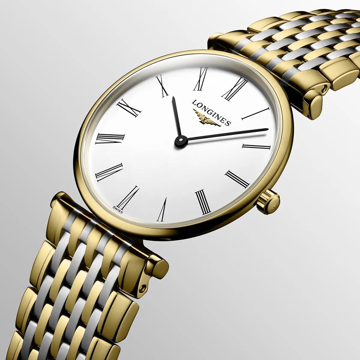 Longines_La_Grande_Classique_L45122117_PUB_Hos_Jarl_Sandin