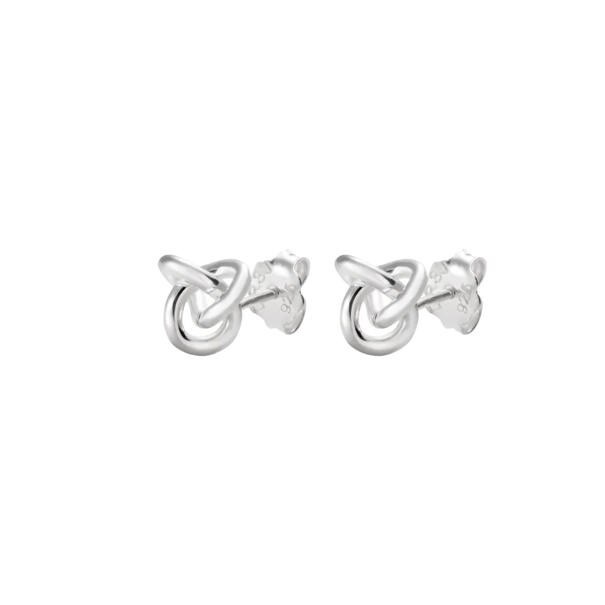 Drakenberg_Sjo%CC%88lin_Le_Knot_drop_studs_LKT-E10000S_hos_Jarl_Sandin