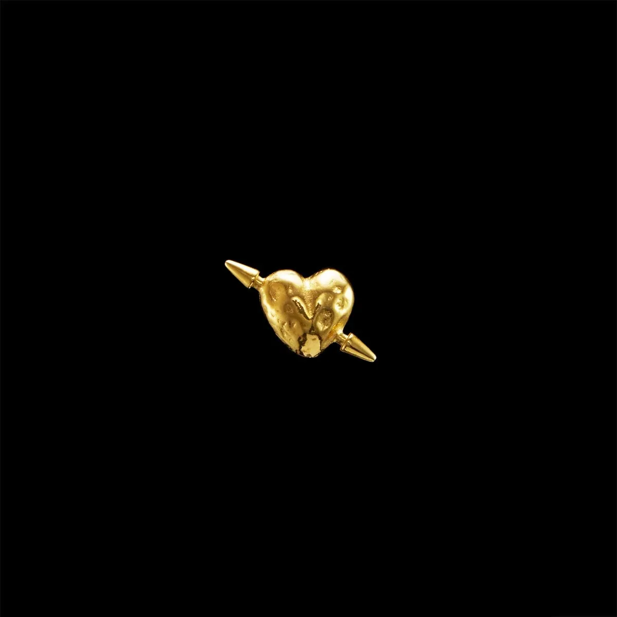 Maria_Nilsdotter_tuvstarrs-heart-ear-TH-06-EAC-00-OS-stud_kopiera_hos_Jarl_Sandin