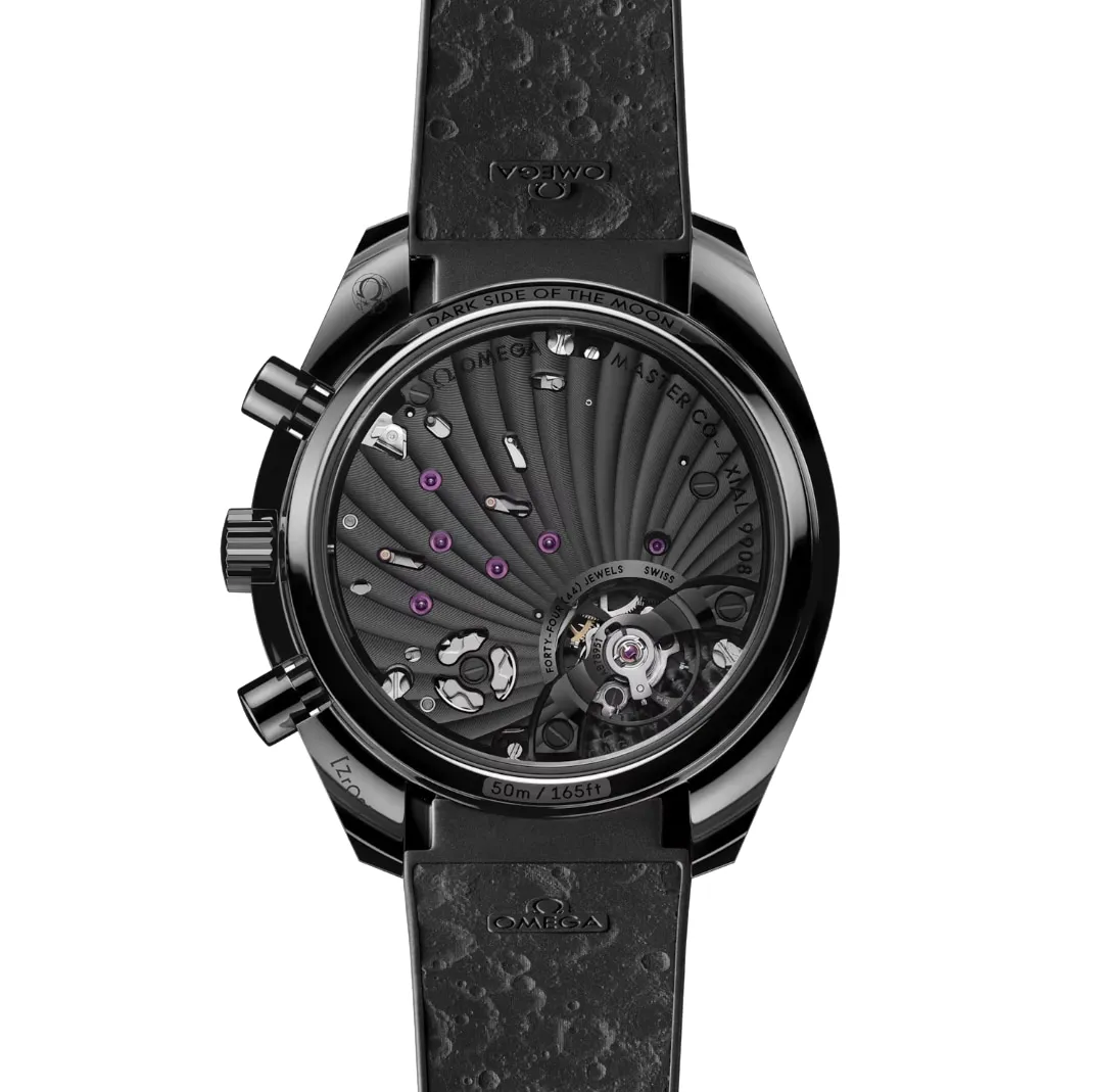 Omega_Speedmaster_Dark_Side_of_the_Moon_44_310.92.44.51.01.001_hos_Jarl_Sandin_v2