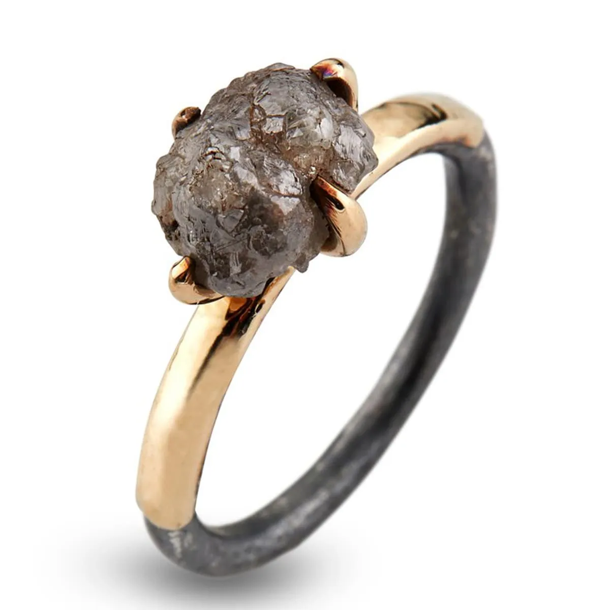 50110212_Ring_Victoria_ByBirdie_packs_hos_jarl_sandin