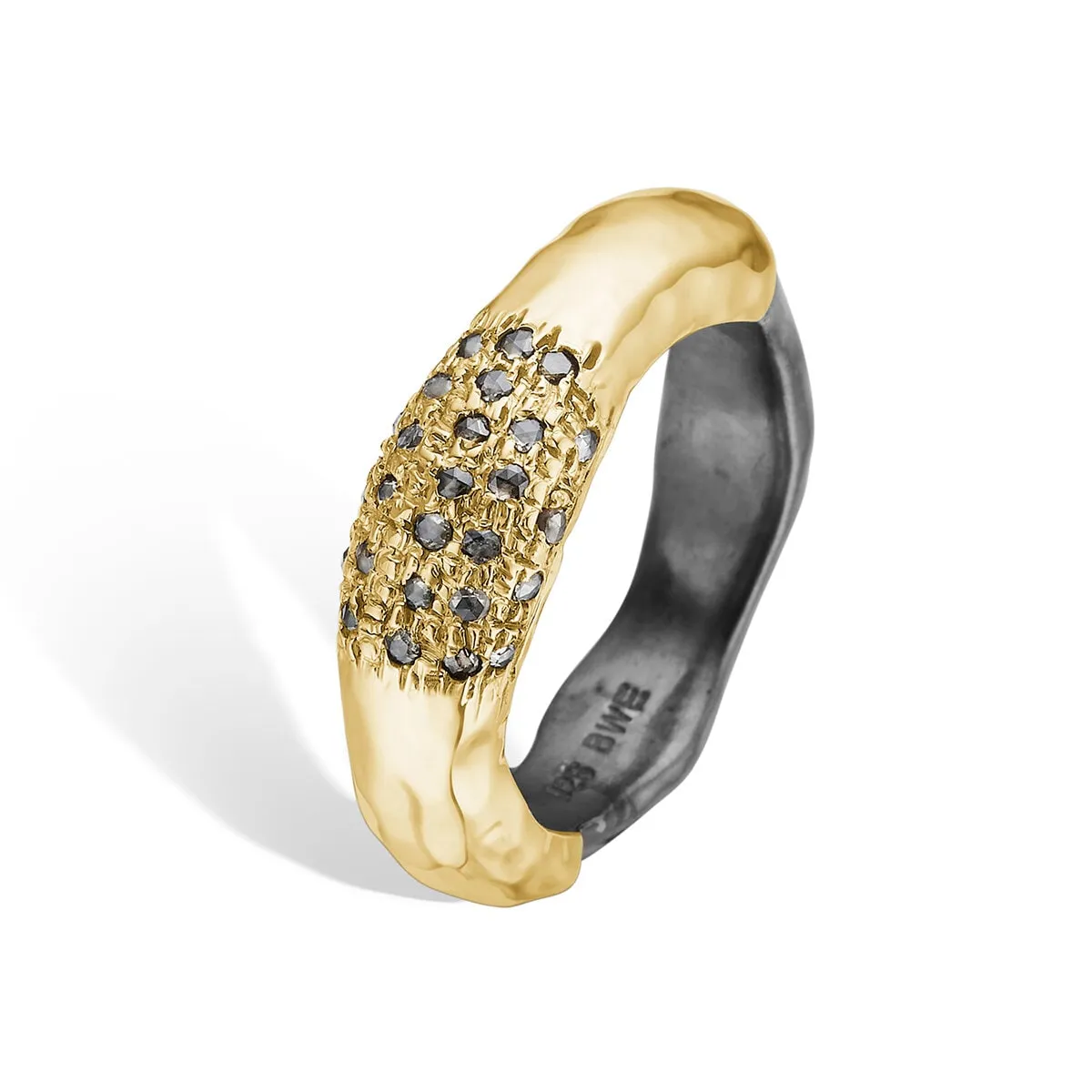By_Birdie_50110312_Ring-Sacra-Pave_20220816_hos_Jarl_Sandin