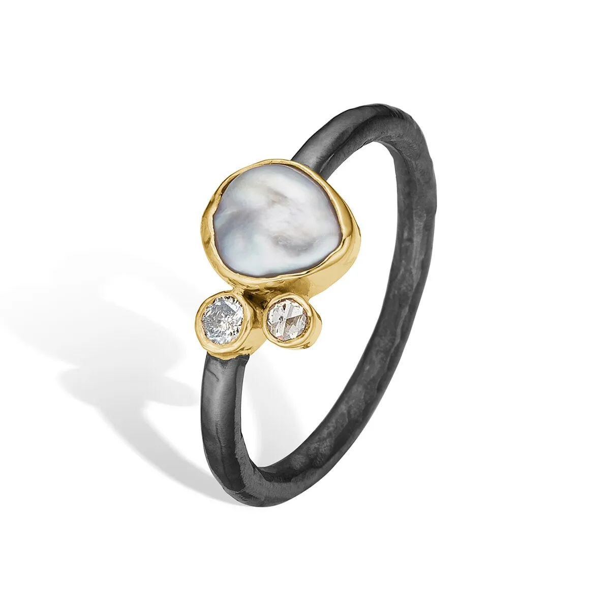 By_Birdie_50110319_Ring-Cecilie-Keshi-6-7_20220816_hos_Jarl_Sandin