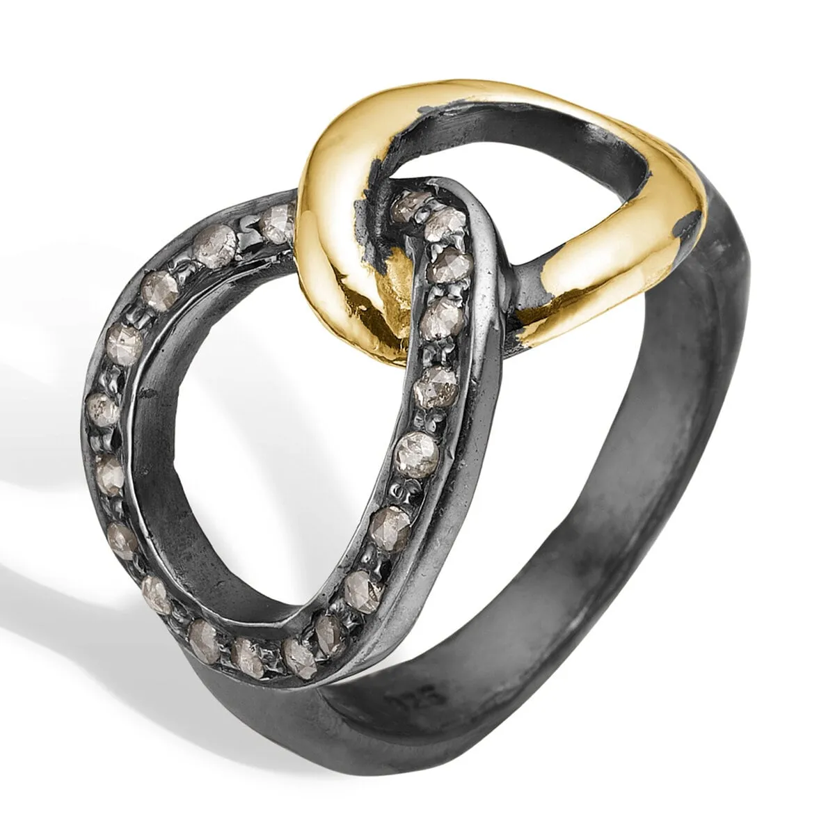 By_Birdie_50110352_Ring_Onassis_Duo_Grand_hos_Jarl_Sandin