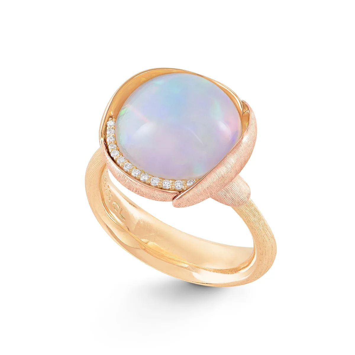 Ole_Lynggaard_Lotus_Ring-3_Opal_A2652-428_V4_Disco_hos_Jarl_Sandin