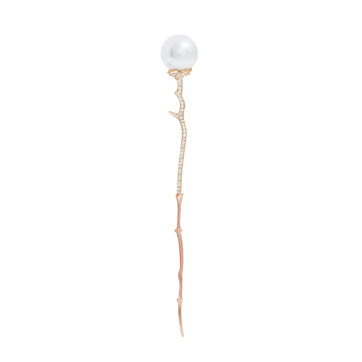 Ole_Lynggaard_Speciel_Piece_Pearl_Brooch_A9997-423_V1_hos_Jarl_Sandin