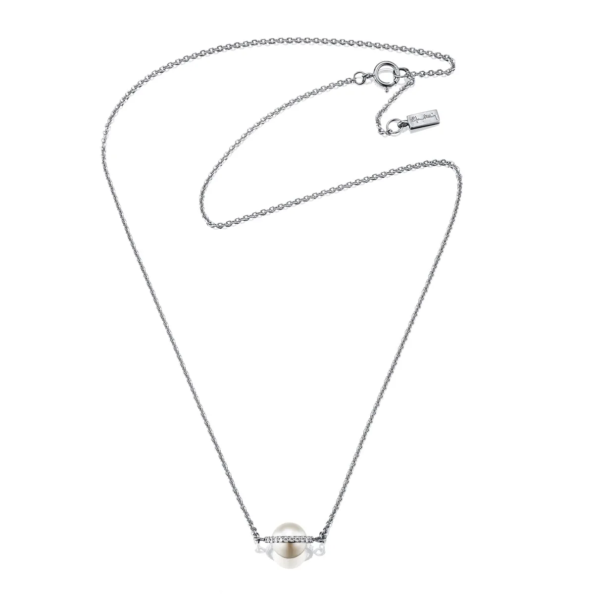 Efva_Attling_Day_Pearl_Stars_Necklace_10-102-01006(1)hos_Jarl_Sandin