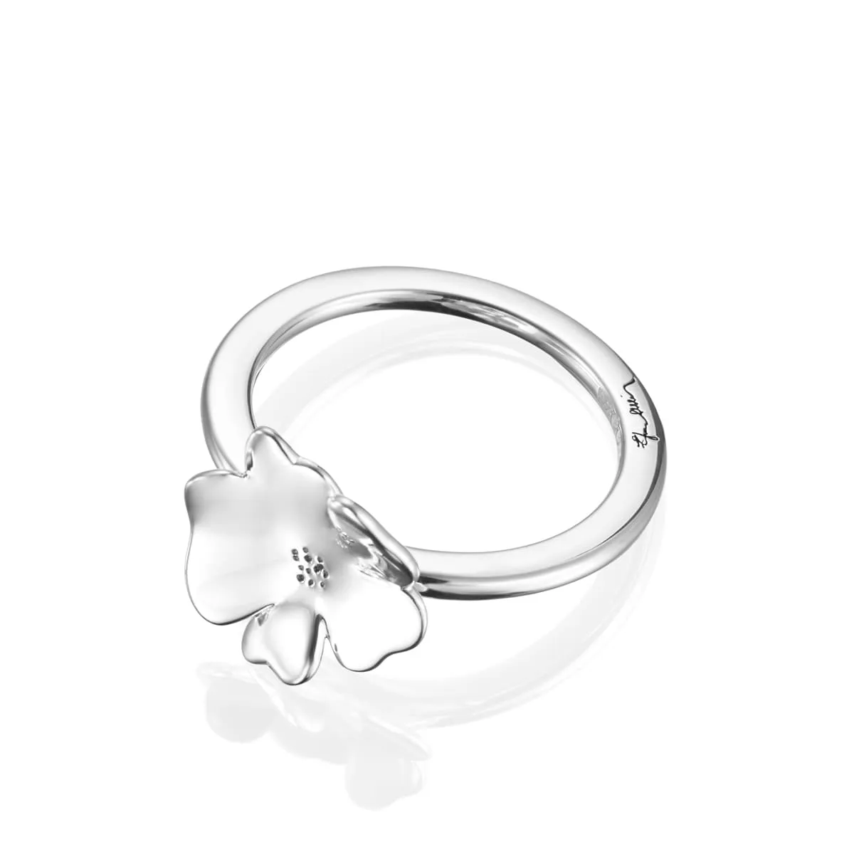 Efva_Attling_Violet_Ring_13-100-01440(2)_hos_Jarl_Sandin