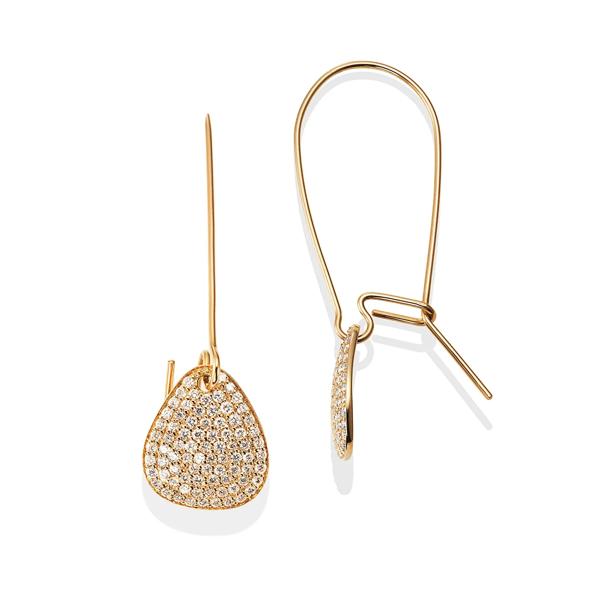 Efva-Attling_Little-Rose-Petal---Stars-Earring-12-101-01025-hos-Jarl-Sandin