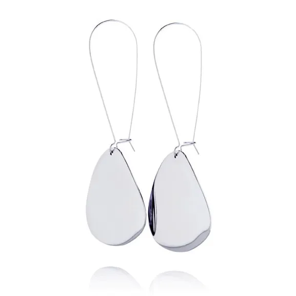 Efva-Attling-Rose-Petal-Earrings-12-100-00215-Krok-Orhangen-hos-Jarl-Sandin_4972