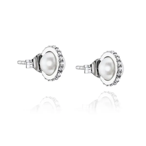 Efva-Attling-Little-Day-Pearl---Stars-Vitguld-diamanter-12-102-00594-Hos-Jarl-Sandin_4845