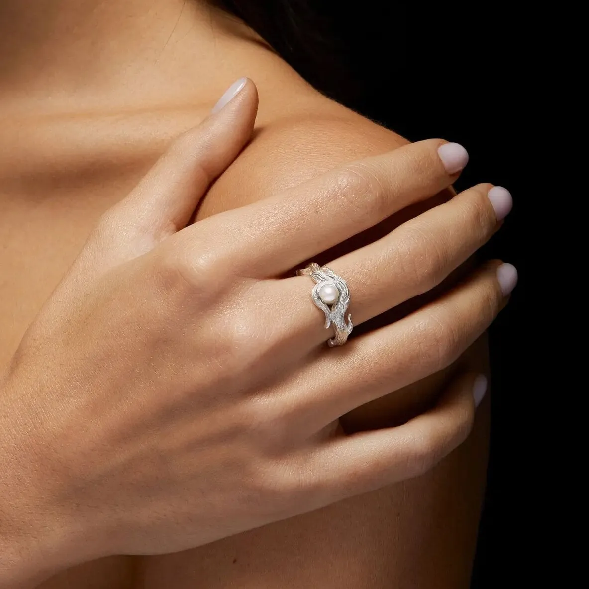 Maria-_Nilsdotter_WW-08-RIB-30-16_Secret_Garden_Ring_Silver_F-pearl_2