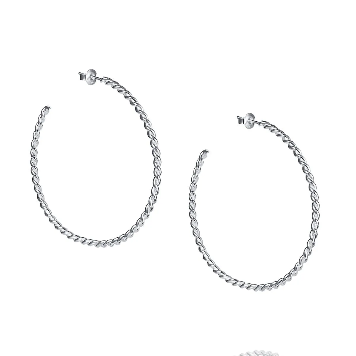 Efva_Attling_Wrapped_Hoops_12-100-02278_v1_hos_Jarl_Sandin