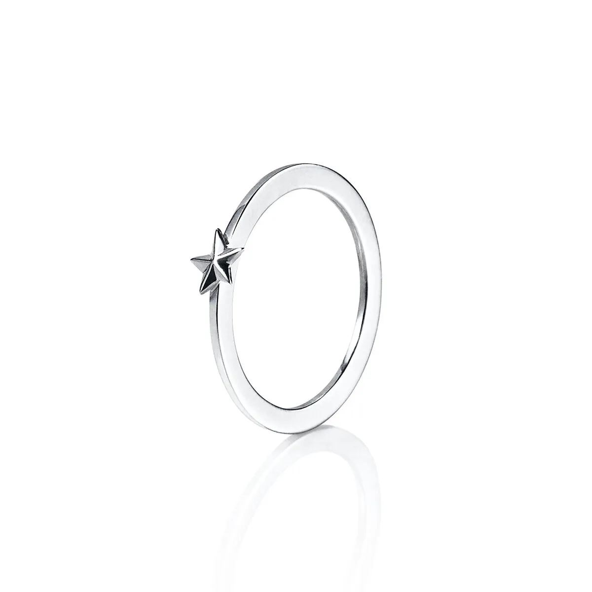 Efva_Attling_Micro_Catch_A_Falling_Star_Ring_13-100-02263_(1)_kopiera_hos_Jarl_Sandin