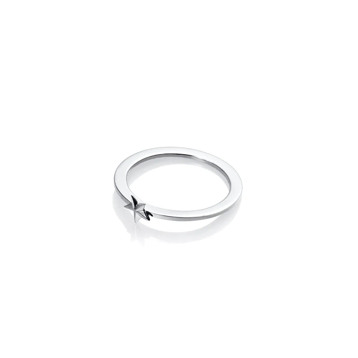 Efva_Attling_Micro_Catch_A_Falling_Star_Ring_13-100-02263_(2)_kopiera_hos_Jarl_Sandin