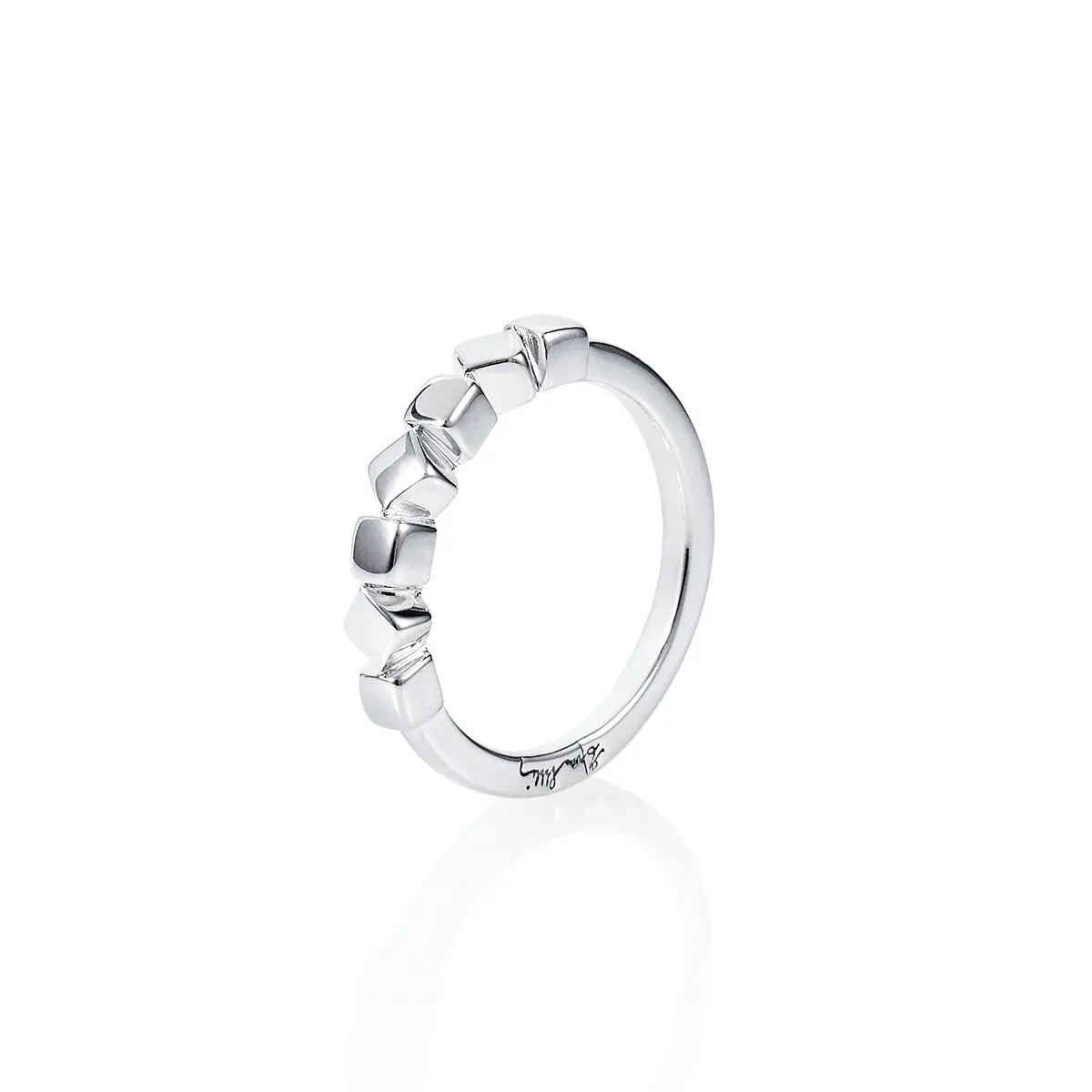 Efva_Attling_Dice_Ring_13-100-02214_(1)_kopiera_hos_Jarl_Sandin