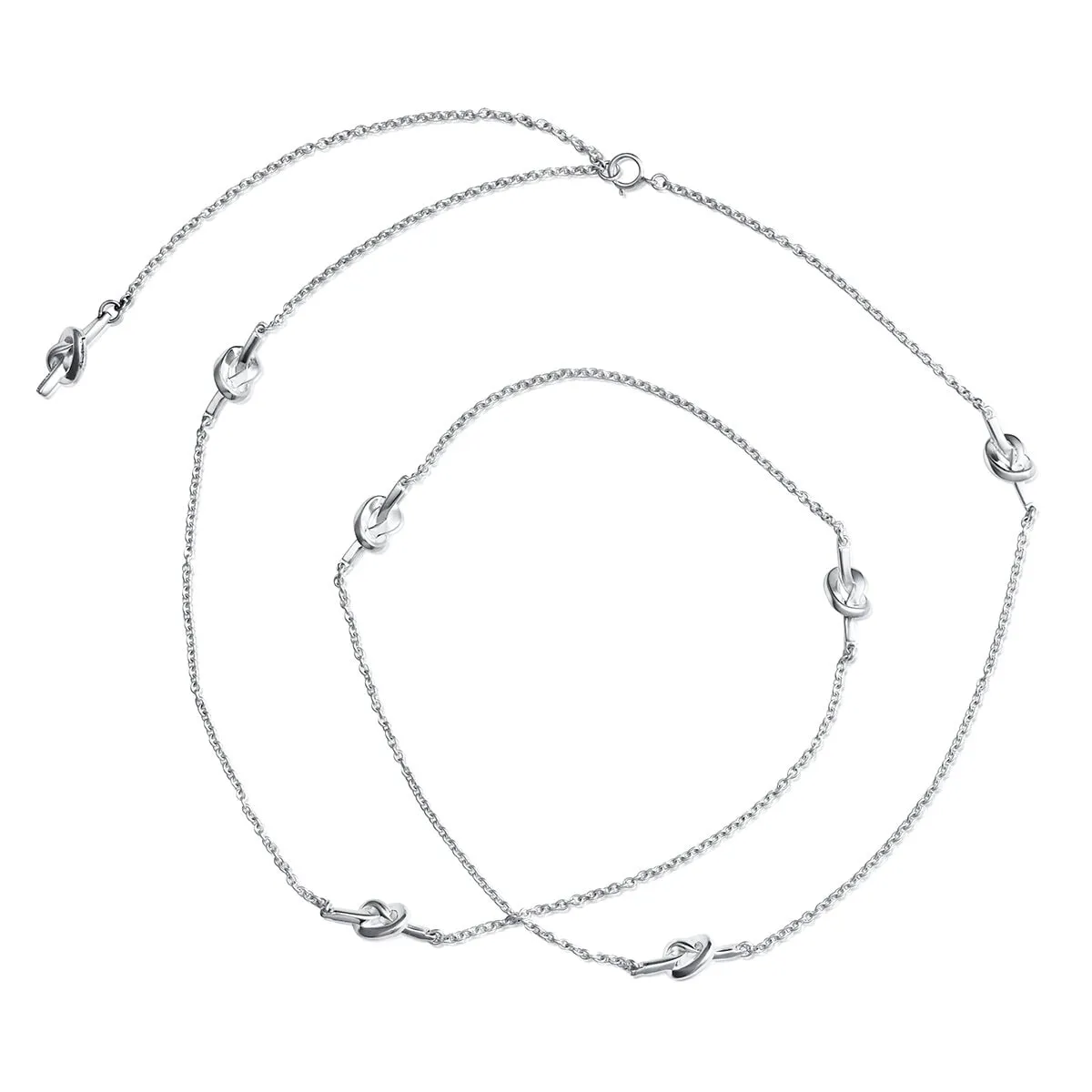 Efva_Attling_Love_Knot_Flow_Necklace_10-100-02172_(1)_kopiera_hos_Jarl_Sandin