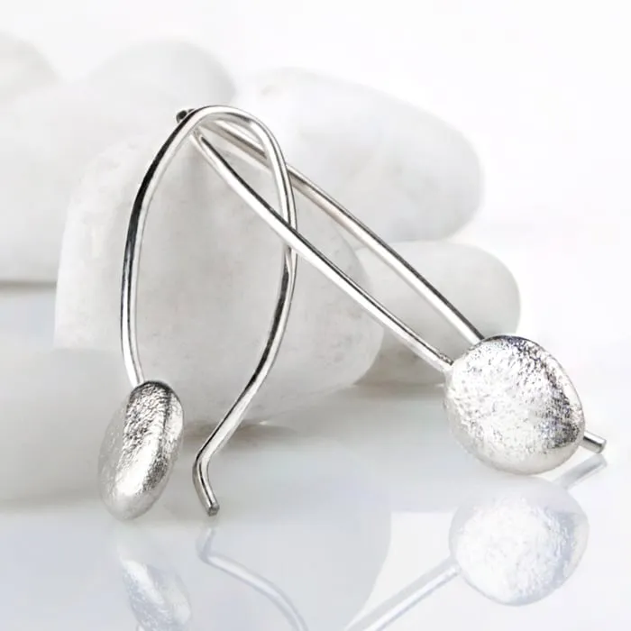 Drakenberg-Sjolin-Pebbles-earrings-sten-PES-E2M000S-Hos-Jarl-Sandin_2955