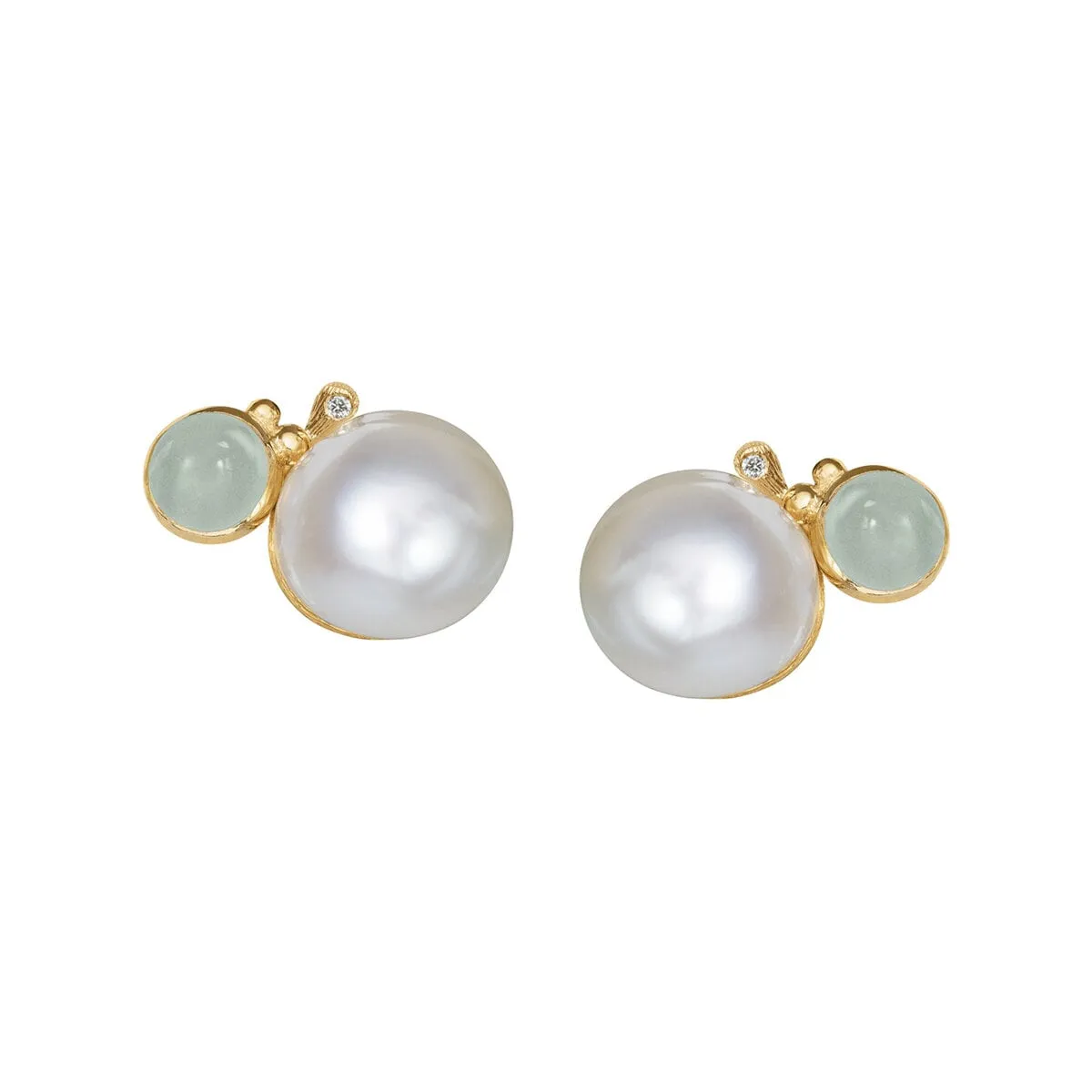 Ole_Lynggaaard_BoHo_o%CC%88rha%CC%88nen_pa%CC%88rla_A2931-406_Pair_hos_Jarl_Sandin