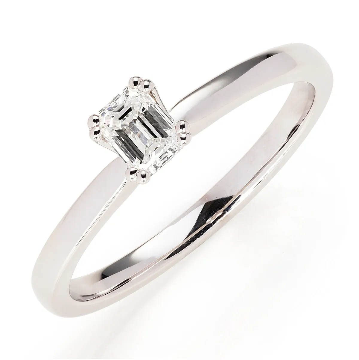 Jarl-Sandin-Light_Duette_Emerald_PT-Diamantring-Vigselring_5680