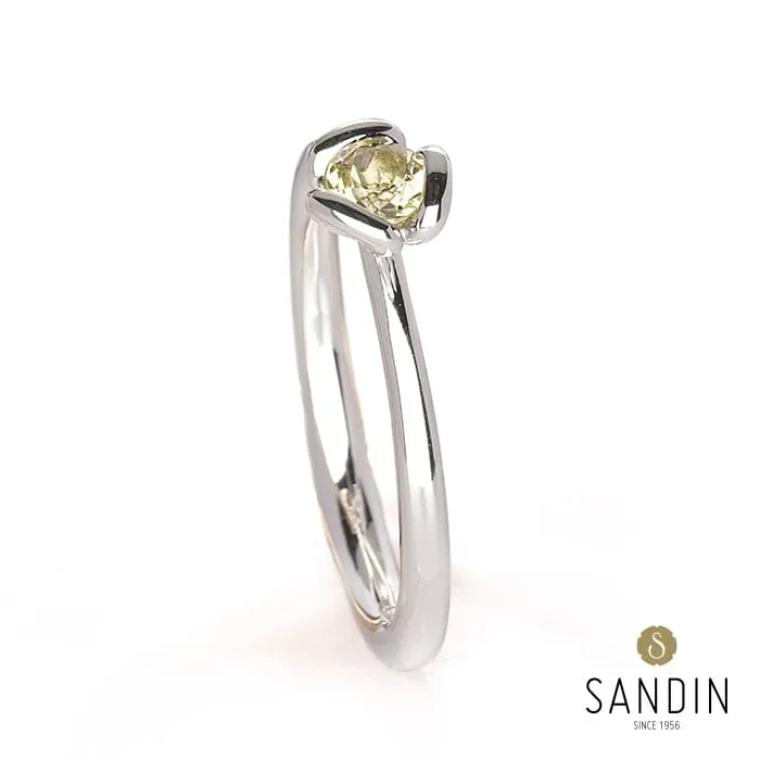Sandin_1956_1_Blossom_vitguldsring_gron_turmalin_hos_Jarl_Sandin_5011