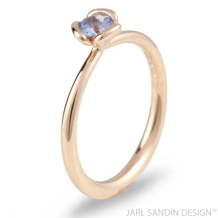 Sandin_1956-Blossom-ring-i-guld-Tanzanit-hos-Jarl-Sandin_3779