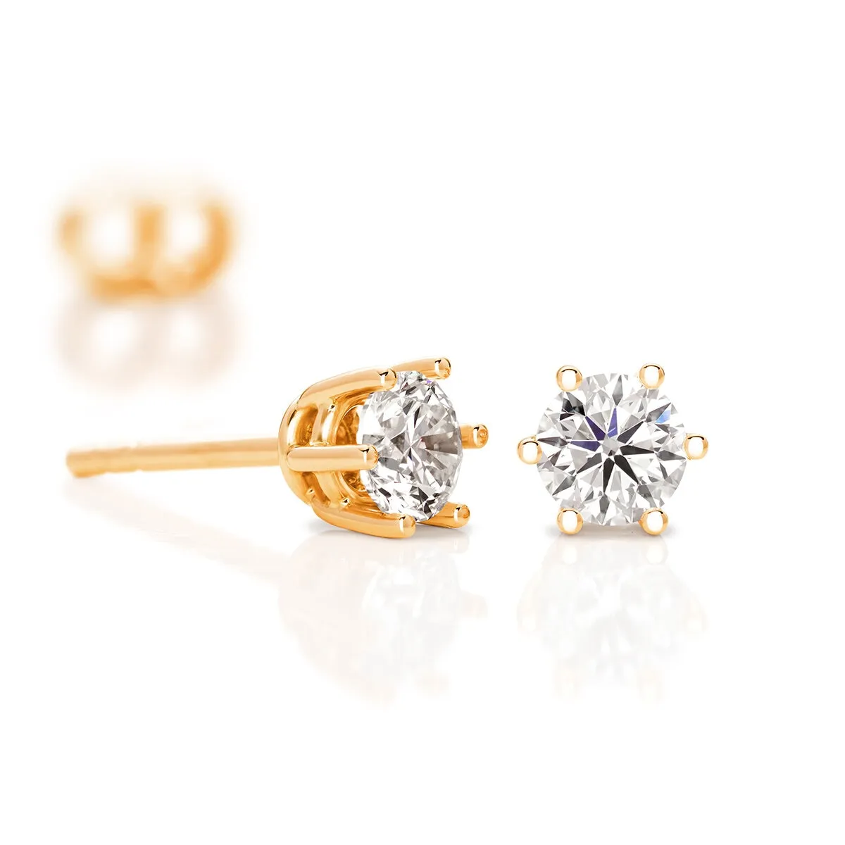 Sandin_1956_Light_Solitaire_orhangen_RG_2x0_30ct_211126_hos_Jarl_Sandin