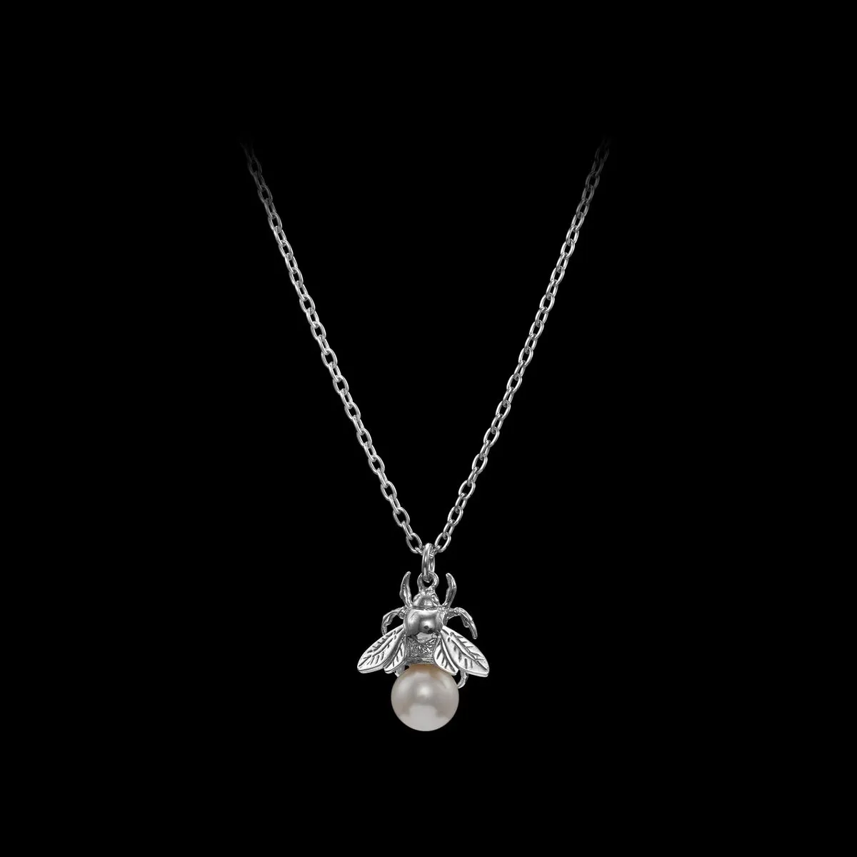 639 17ac674b1a bumblebee pearl necklace silver 0x1500 kopiera